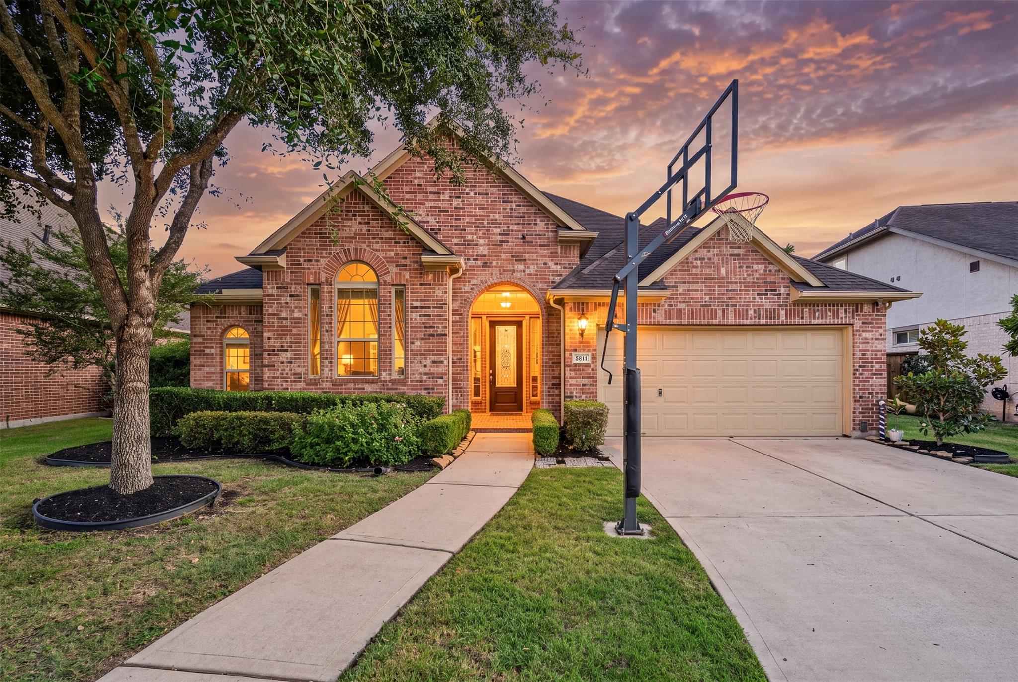 5811 Caper Shores Lane