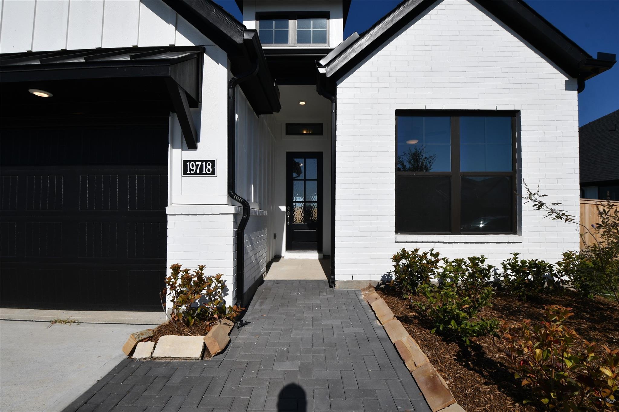 19718 Dwight Eisenhower Drive