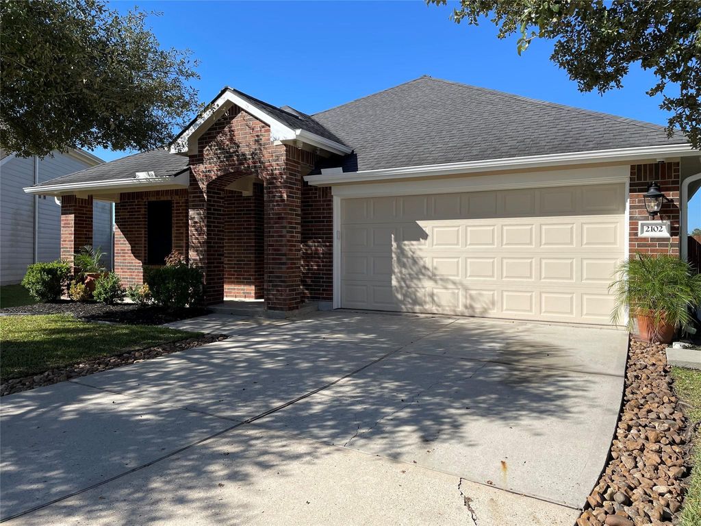 Photo of 2102 Pickwick Pines Dr Court, Humble, TX 77396 (MLS # 61521670)