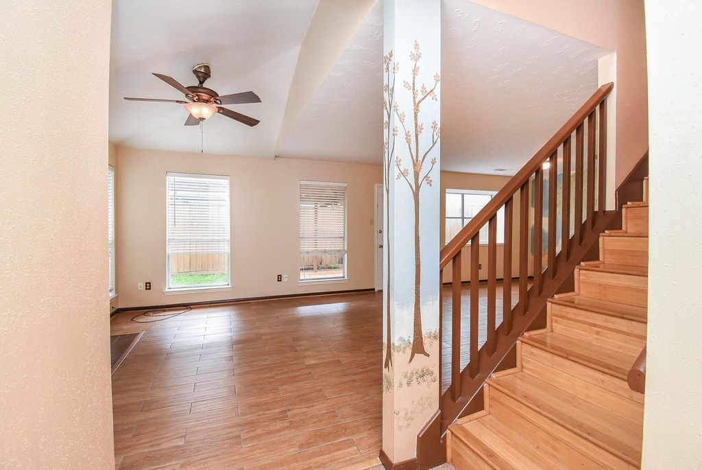 Photo of 7822 Greenedge Drive, Houston, TX 77040 (MLS # 58439667)