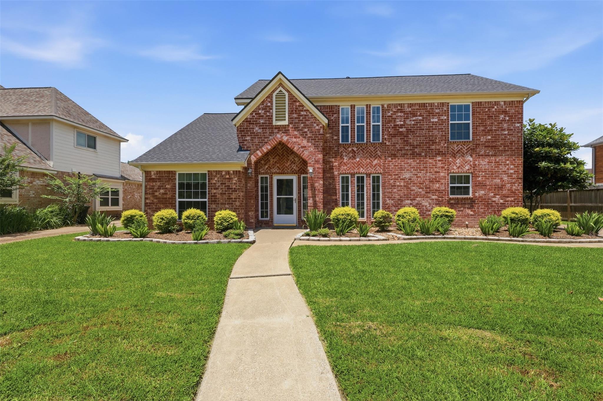 19803 Oak Briar Drive