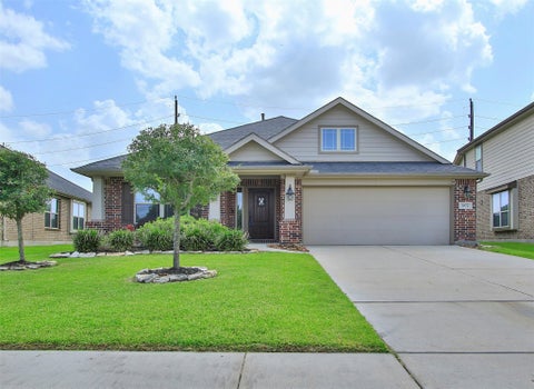 Photo of 3872 Oakmist Bend Lane, Spring, TX 77386 (MLS # 63041335)