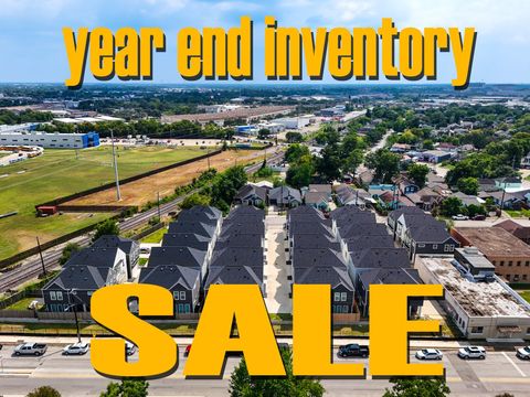 Photo of 5233 Hillman Street #A, Houston, TX 77023 (MLS # 65735674)