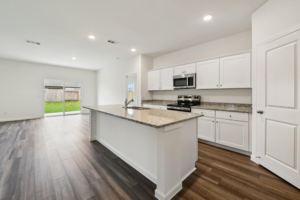 Photo of 6307 Kerry Highlands Way, Porter, TX 77365 (MLS # 74745174)