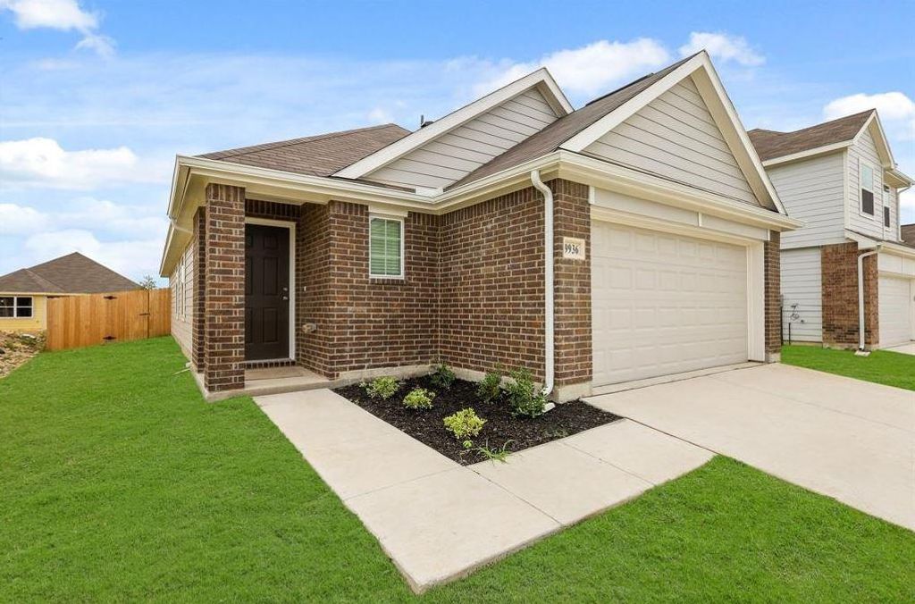 Photo of 9936 Dynamics Drive, Fort Worth, TX 76131 (MLS # 57728386)