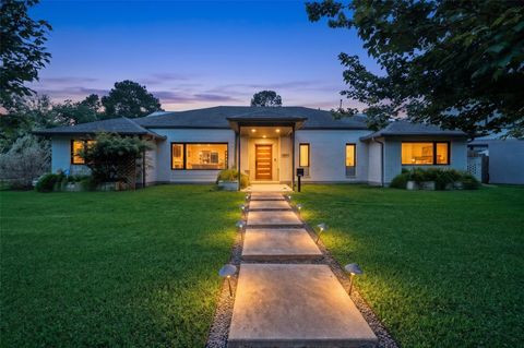 Photo of 3601 S Braeswood Boulevard, Houston, TX 77025 (MLS # 5750851)