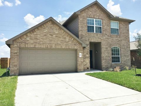 Photo of 38 Santa Barbara Court, Manvel, TX 77578 (MLS # 30159895)