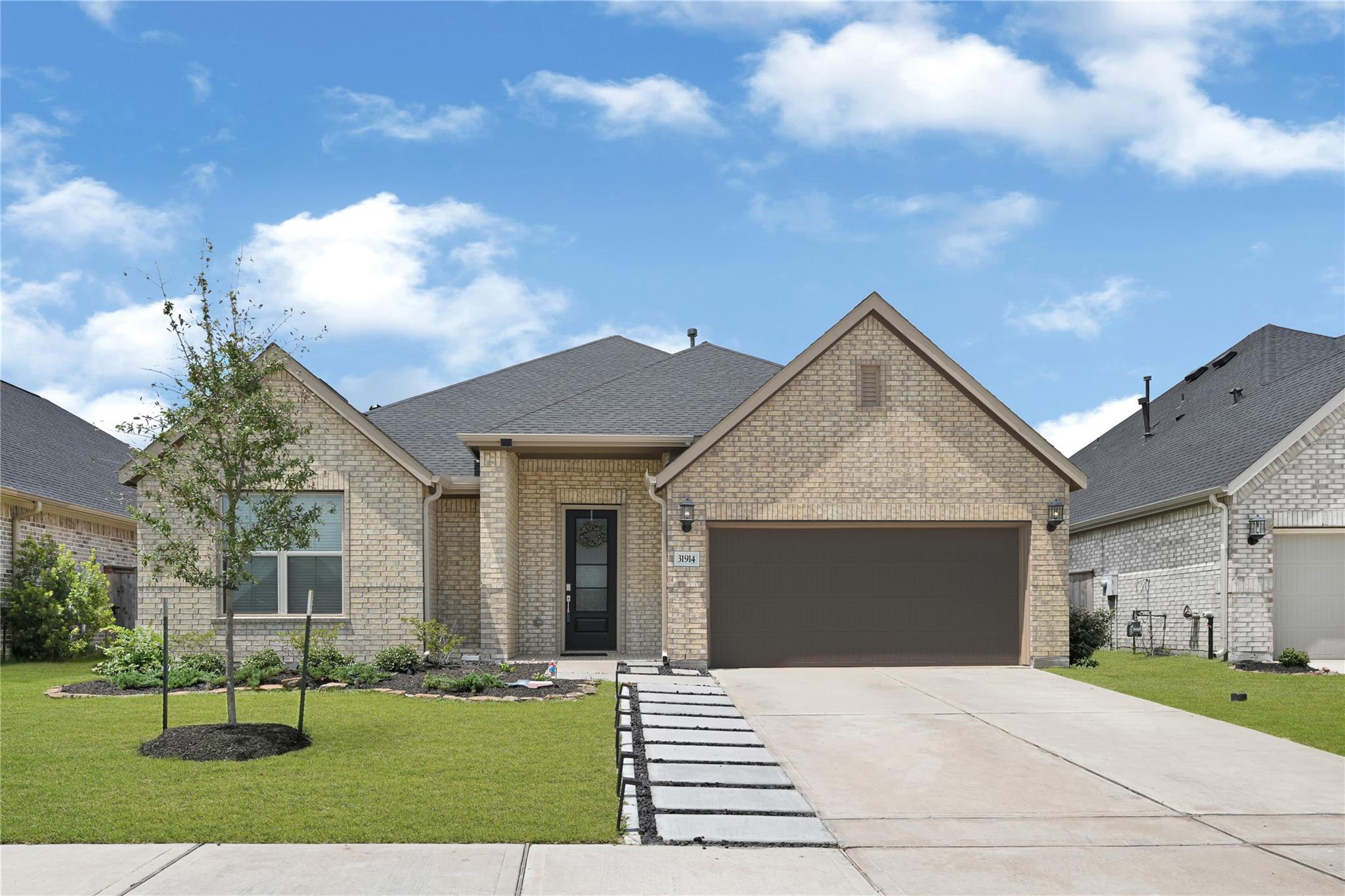 31914 Lillie Lilac Lane