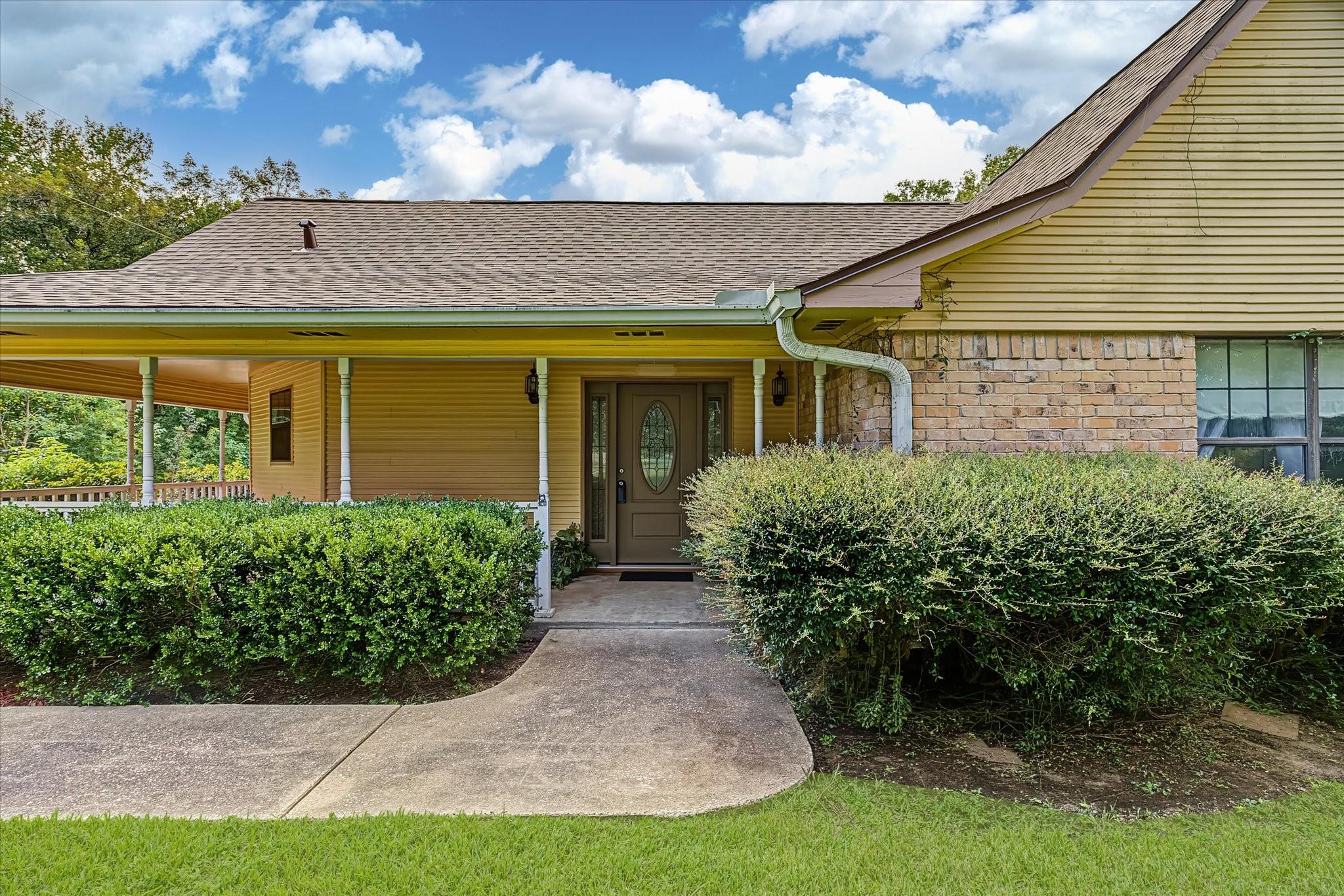 15011 Highway 146 N