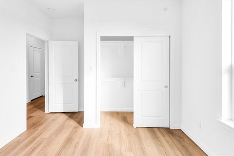 Tiny photo for 5323 Rue Street, Houston, TX 77033 (MLS # 5659293)