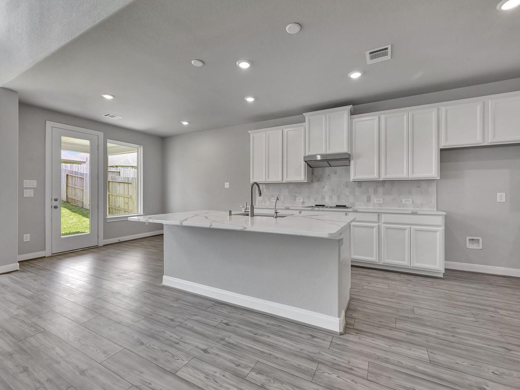 Photo of 216 Raine Manor Court, Montgomery, TX 77316 (MLS # 93722088)