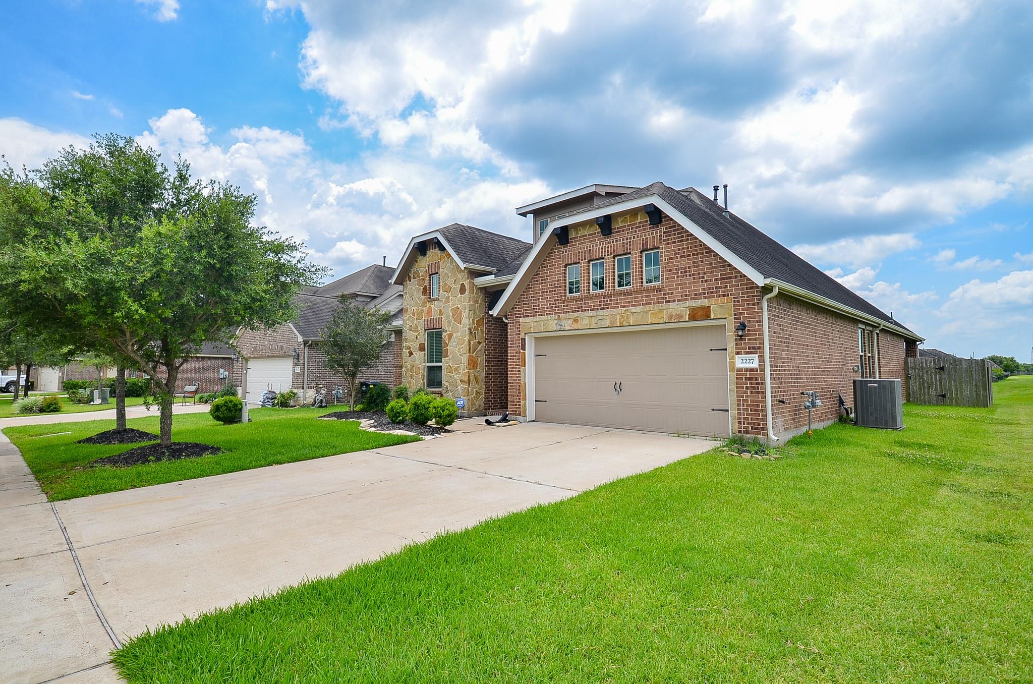 2227 Leonetti Lane