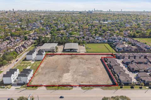 Vacant Land For Sale - 3919 Pinemont Drive<br/> Houston, TX 77018