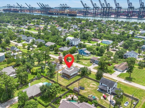 Tiny photo for 628 Oakdale Street, Shoreacres, TX 77571 (MLS # 35002388)