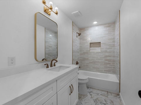 Tiny photo for 628 Oakdale Street, Shoreacres, TX 77571 (MLS # 35002388)