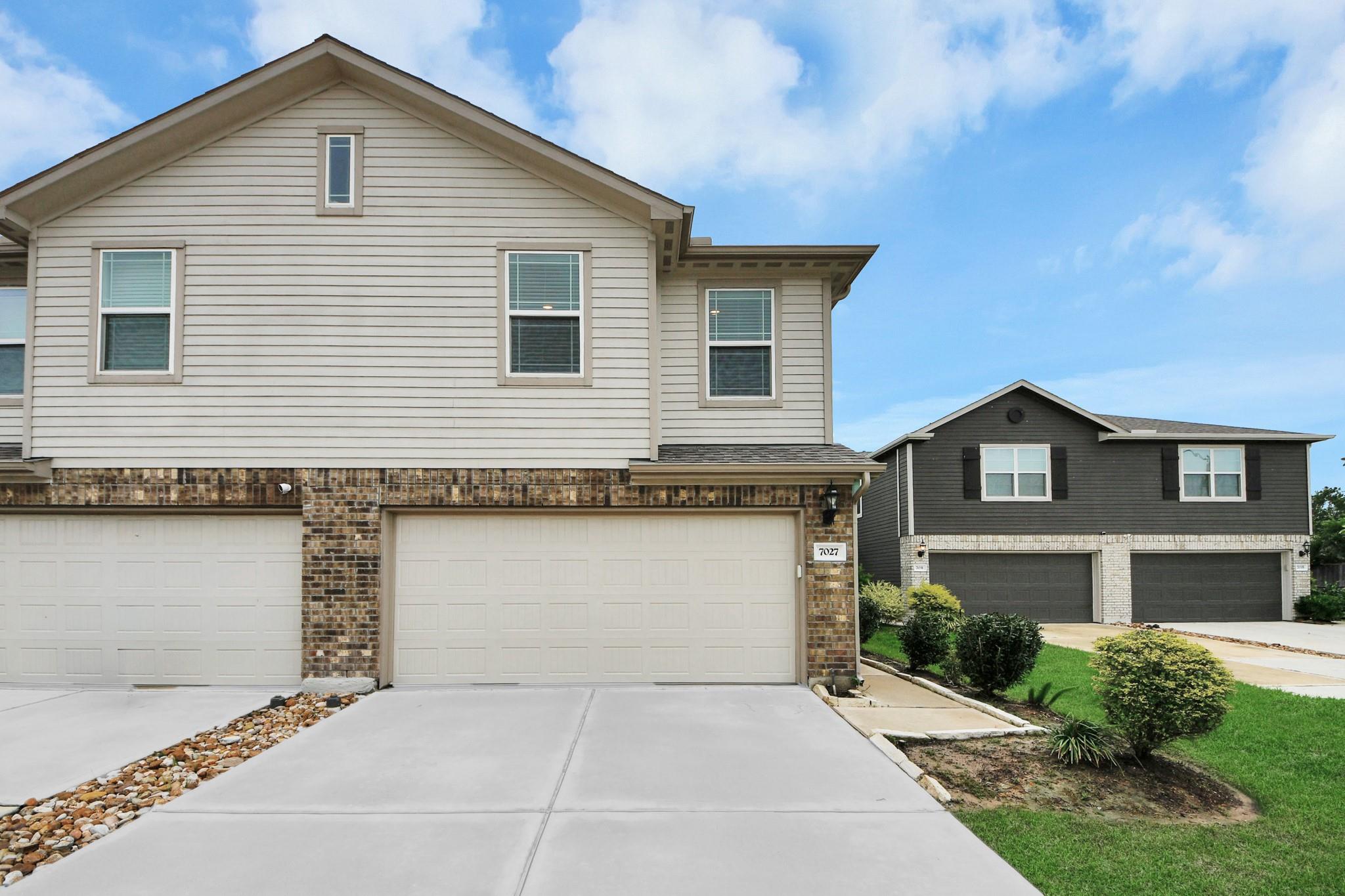 7027 Cedar Breeze Court