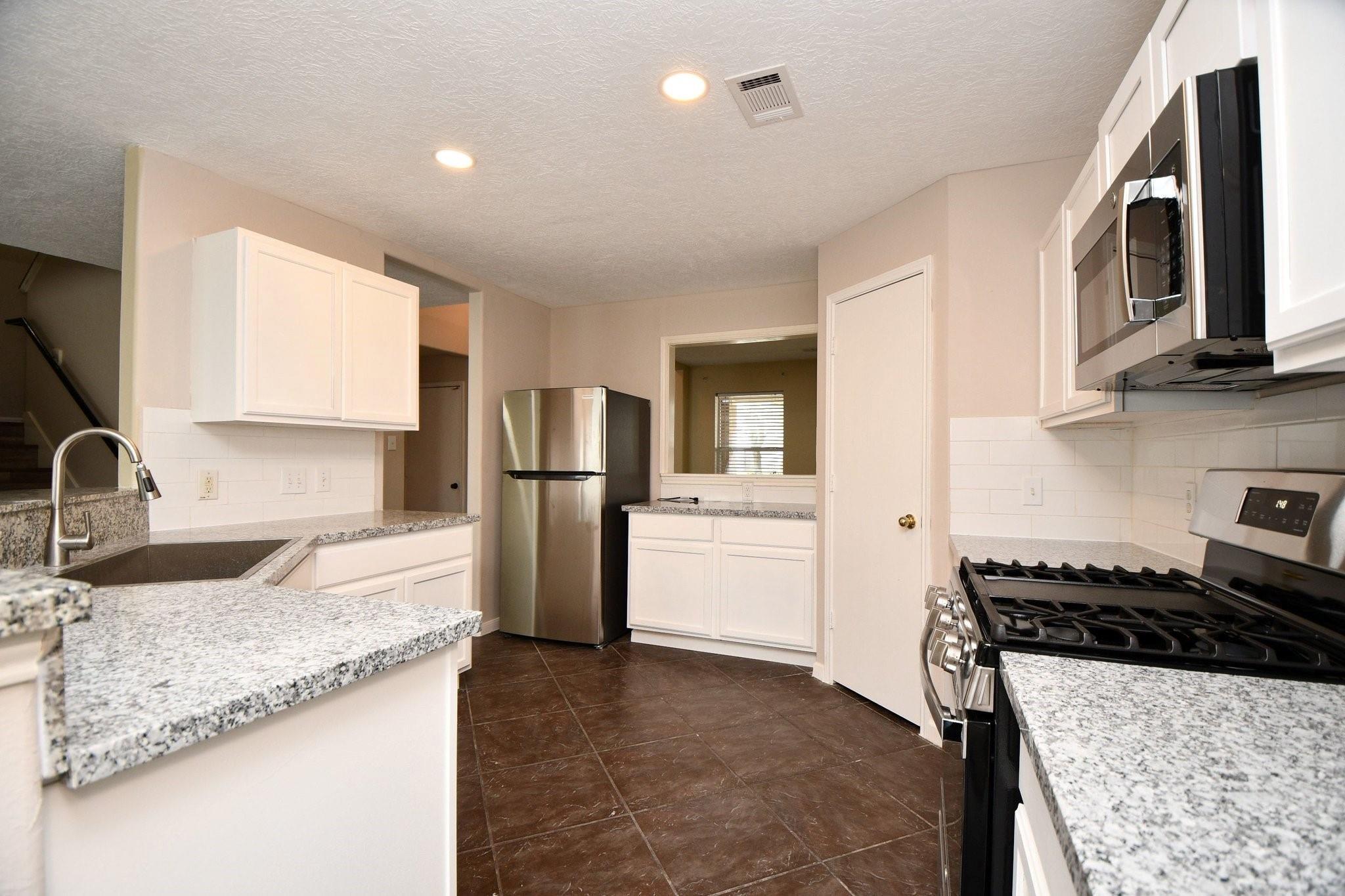 5418 Cinnamon Lake Drive