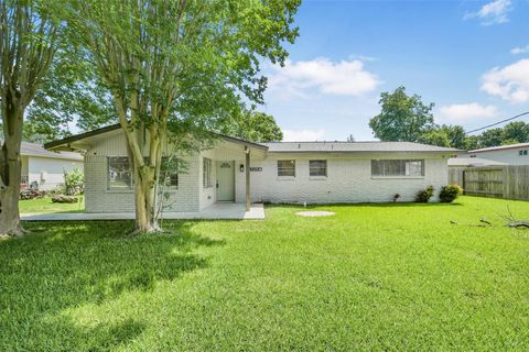 Photo of 4725 9th Street #A, Bacliff, TX 77518 (MLS # 20486631)