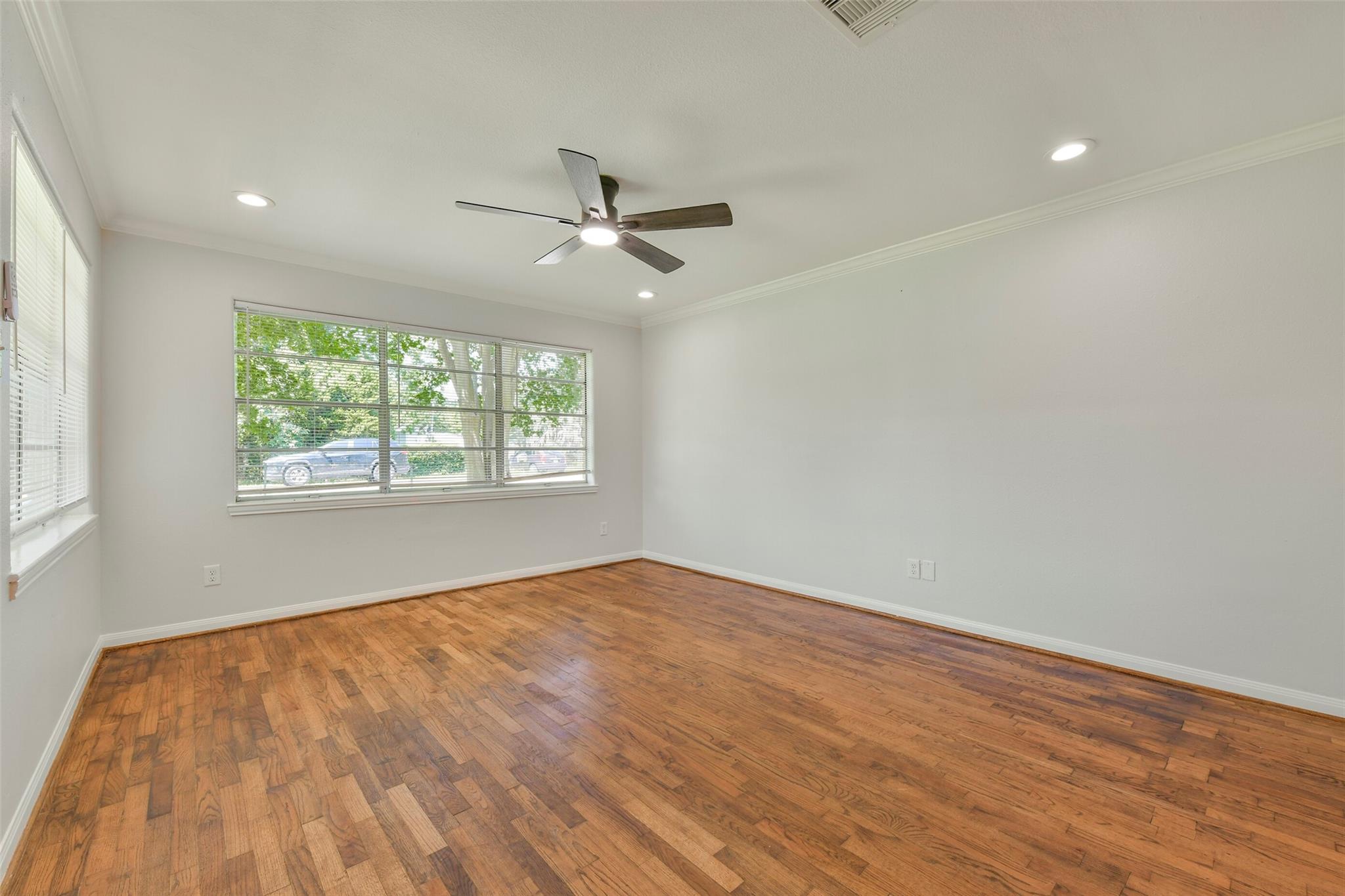 4725 9th Street A