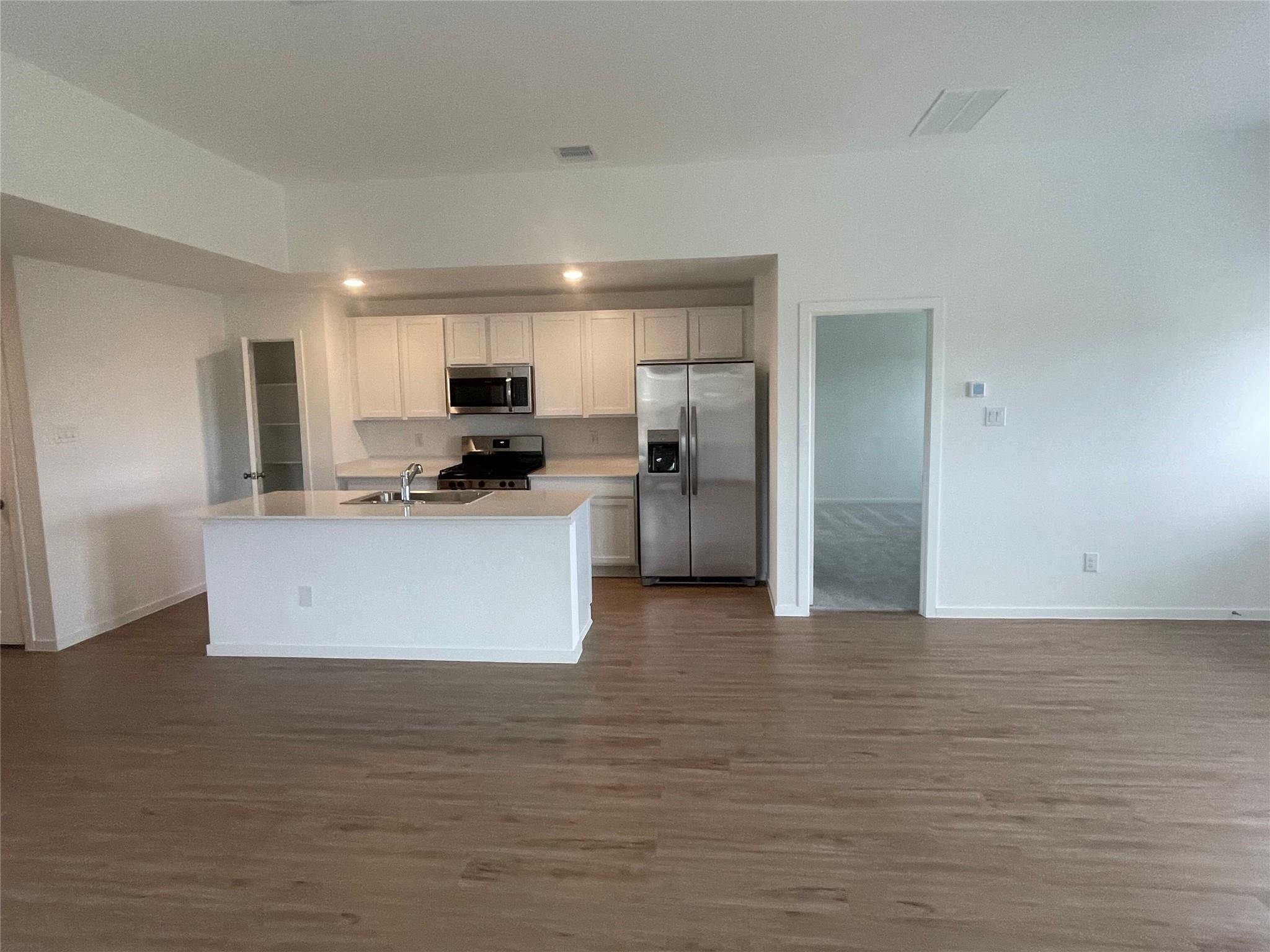 827 Rosewood Trail
