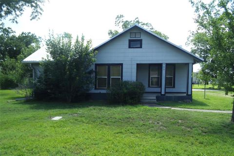 Photo of 505 S Saint Andrews Street, Weimar, TX 78962 (MLS # 88203139) Photo of 505 S Saint Andrews Street, Weimar, TX 78962 (MLS # 88203139)