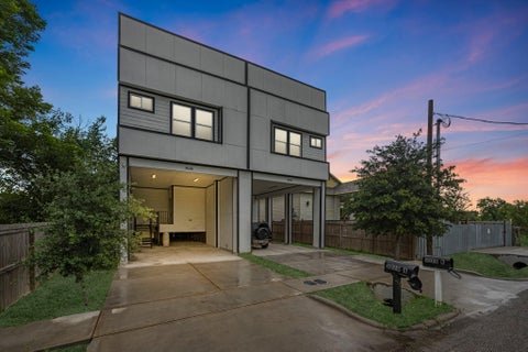 Photo of 5020 Sayers Street #A, Houston, TX 77026 (MLS # 10441038)
