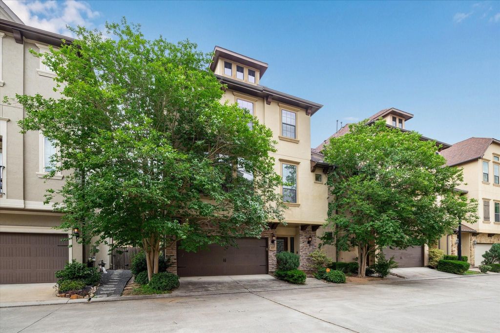 Photo of 2707 Kings Retreat Circle, Kingwood, TX 77345 (MLS # 98427819)