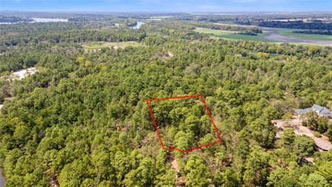 Photo of 8 Tejas Street, Huntsville, TX 77320 (MLS # 89803419)