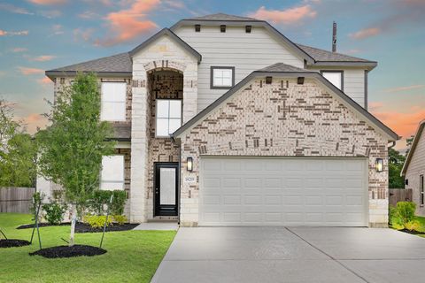 Photo of 18219 Windy Knoll Way, Houston, TX 77084 (MLS # 25285962)