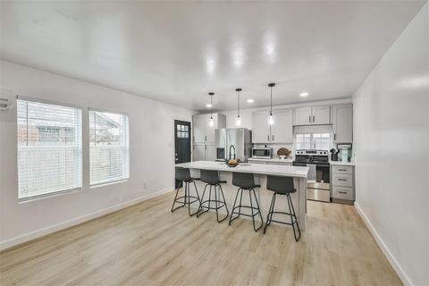 Tiny photo for 4705 Pease Street, Houston, TX 77023 (MLS # 50100768)