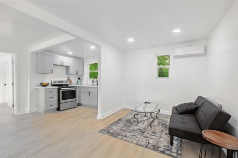 Tiny photo for 4705 Pease Street, Houston, TX 77023 (MLS # 50100768)