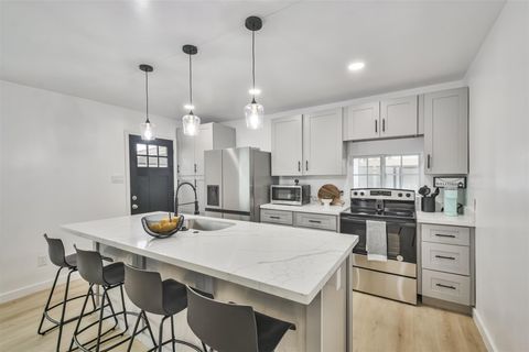 Tiny photo for 4705 Pease Street, Houston, TX 77023 (MLS # 50100768)