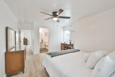 Tiny photo for 4705 Pease Street, Houston, TX 77023 (MLS # 50100768)