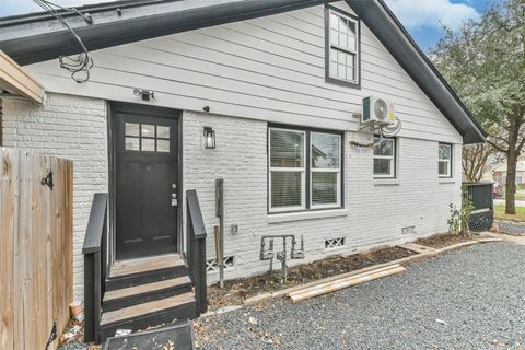 Tiny photo for 4705 Pease Street, Houston, TX 77023 (MLS # 50100768)