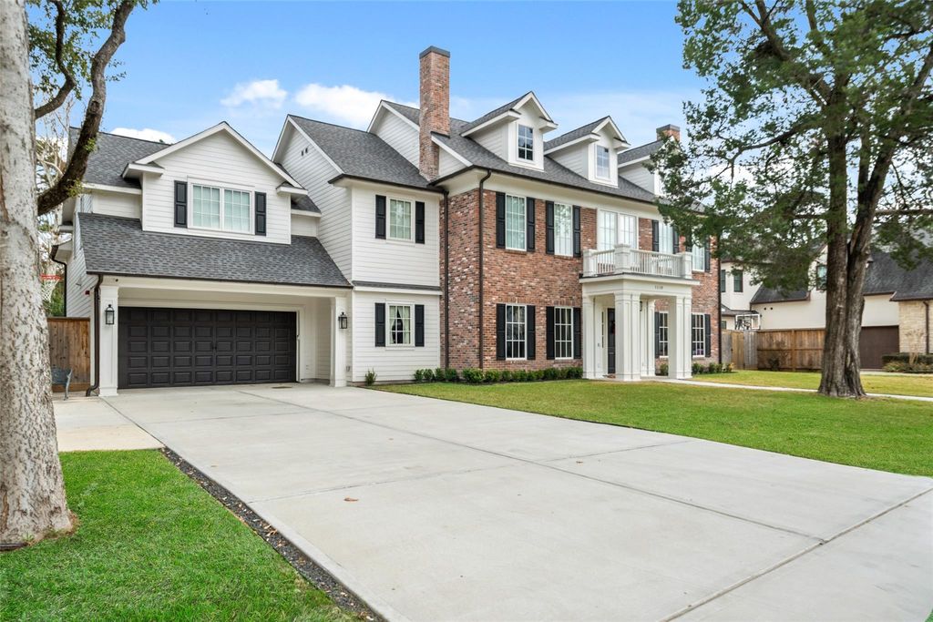 Photo of 1110 Lone Star Drive, Houston, TX 77055 (MLS # 91676198)