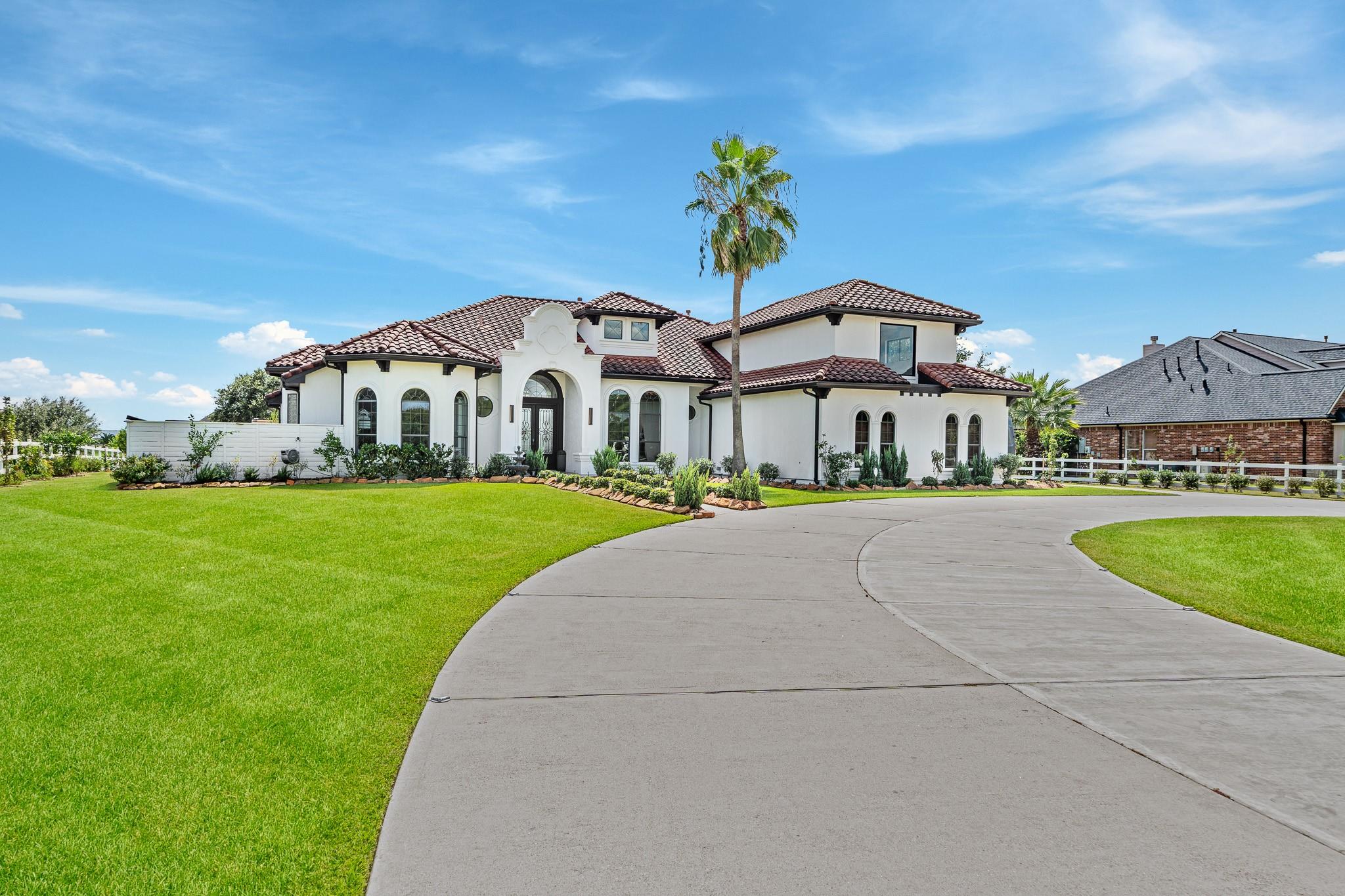 5818 Sagamore Bay Lane