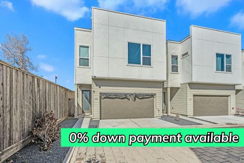 Photo of 624 Thornton Oaks Lane, Houston, TX 77018 (MLS # 79442593)