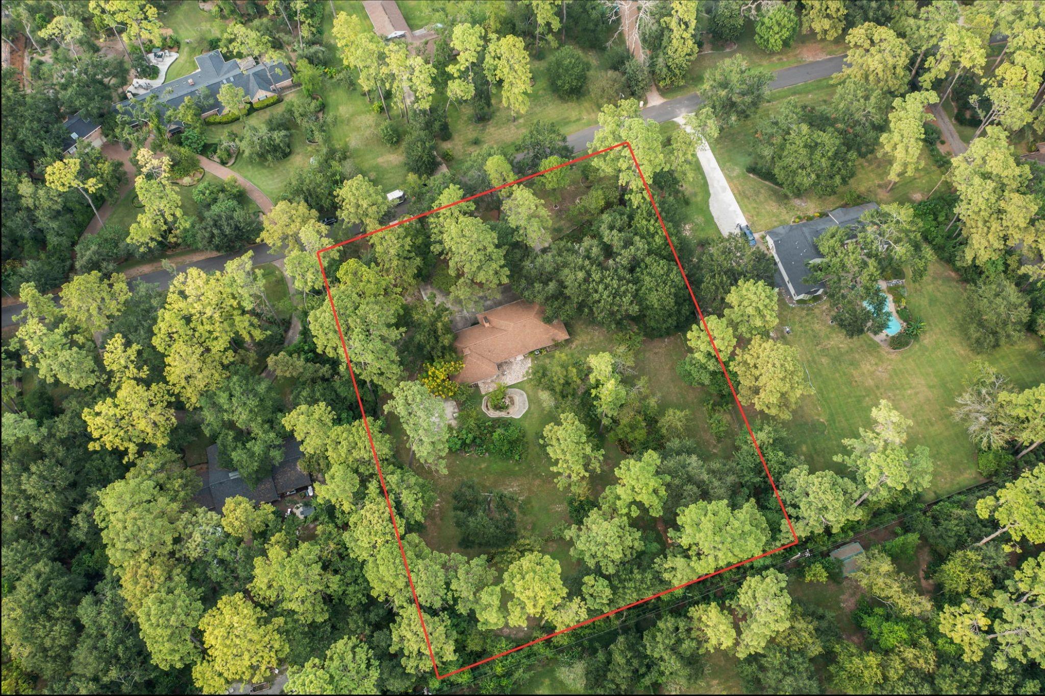 9821 Shadow Wood Drive