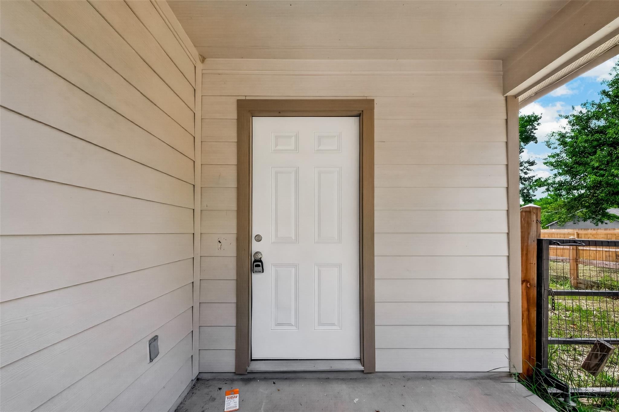 26595 Leisure Lane