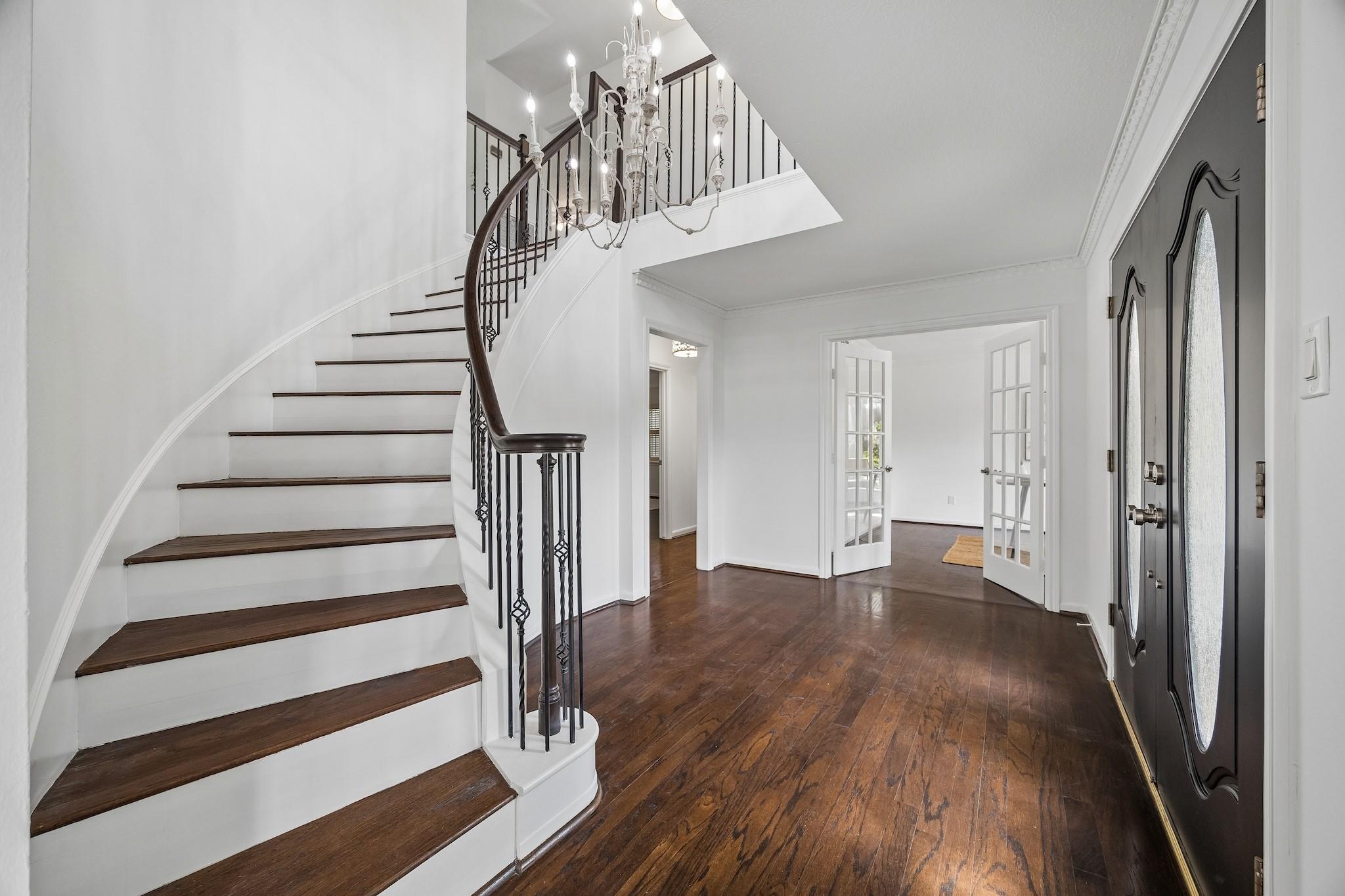 9718 Oxted Lane