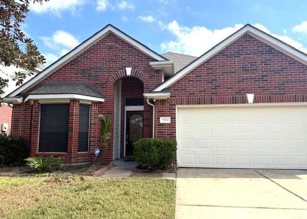 Photo of 11014 Redhaven Court, Houston, TX 77065 (MLS # 98936495)