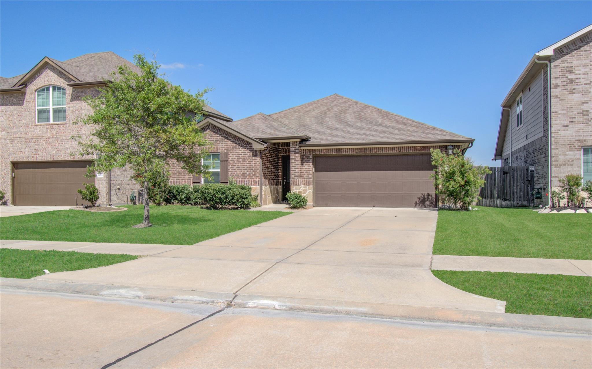 2815 Dry Creek Drive