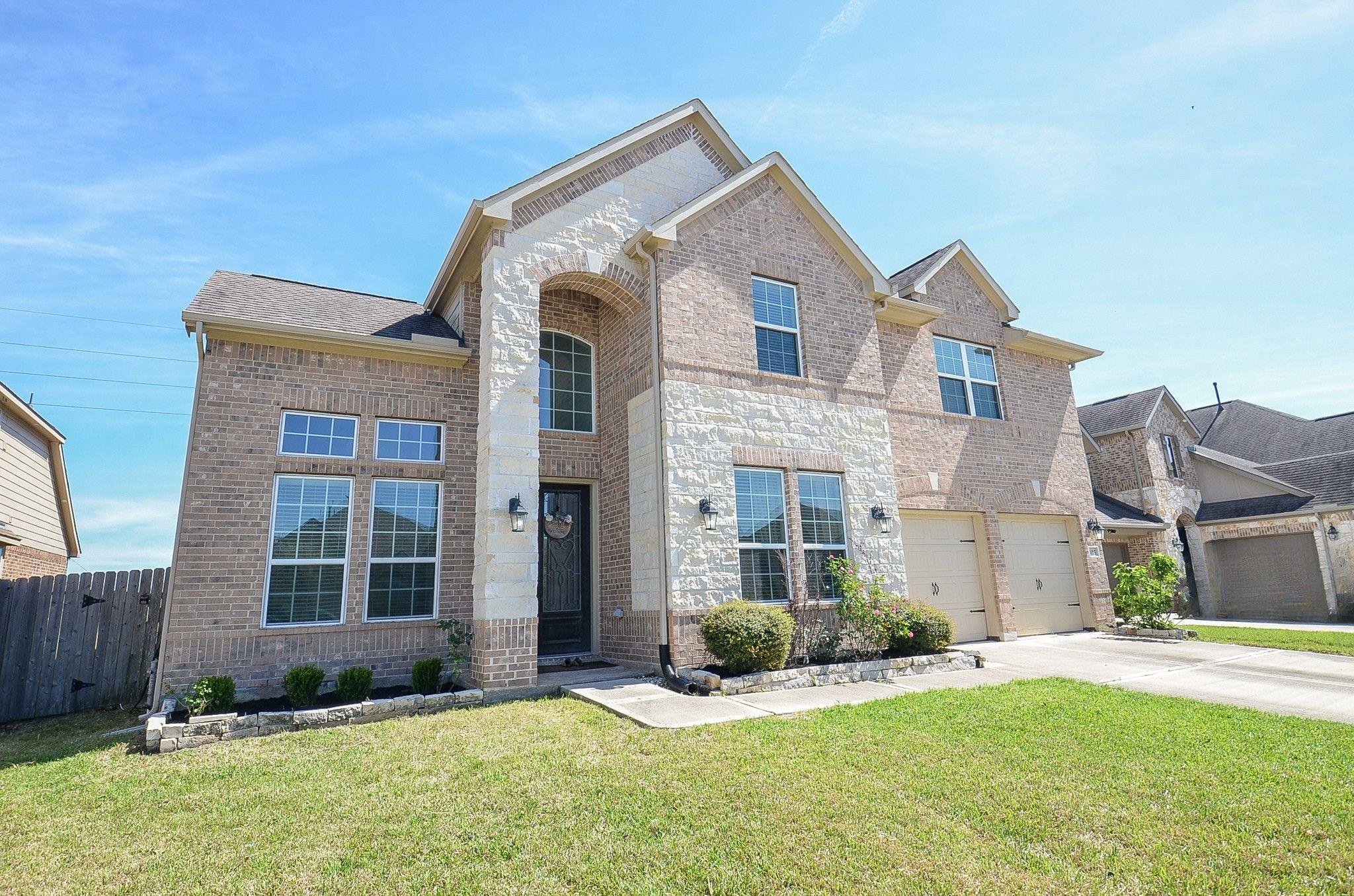 2015 Hampton Breeze Lane