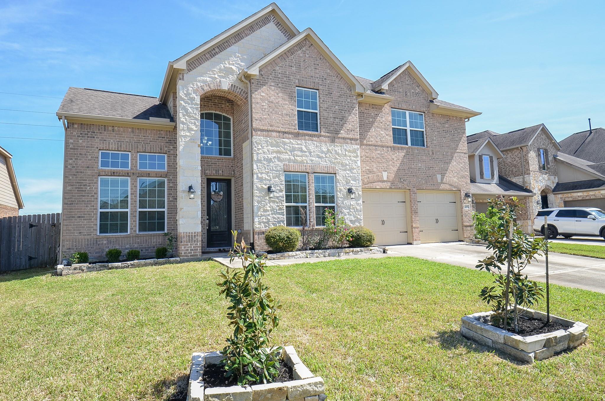 2015 Hampton Breeze Lane