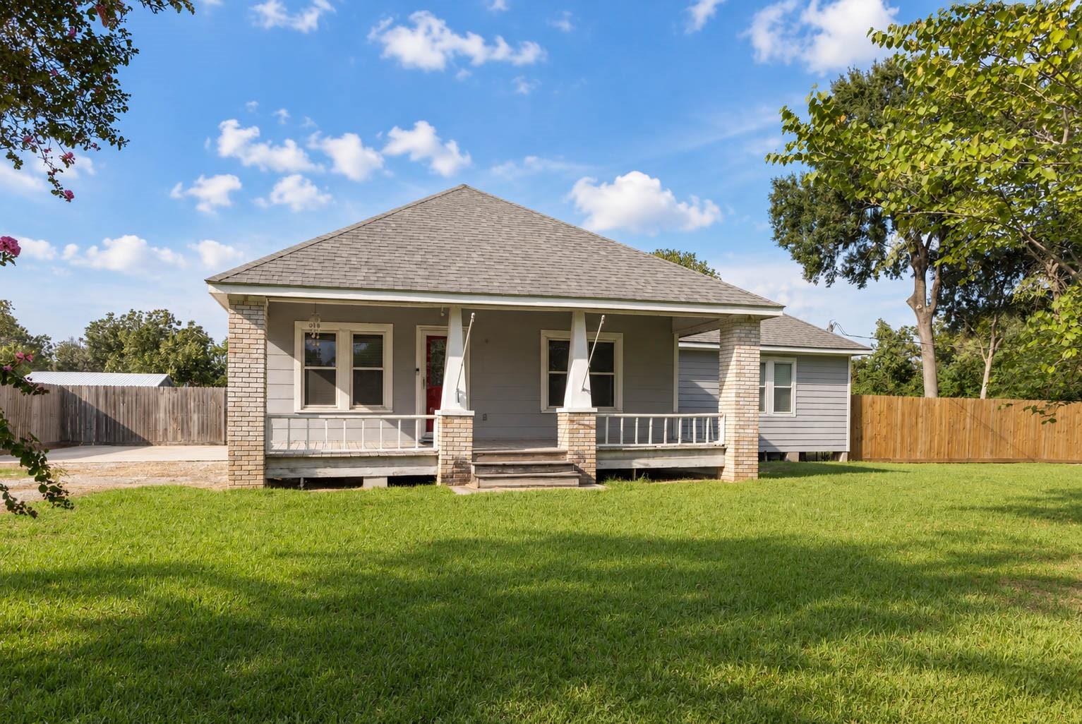 112 Wood Avenue