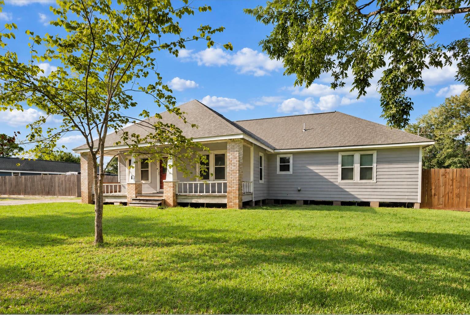 112 Wood Avenue
