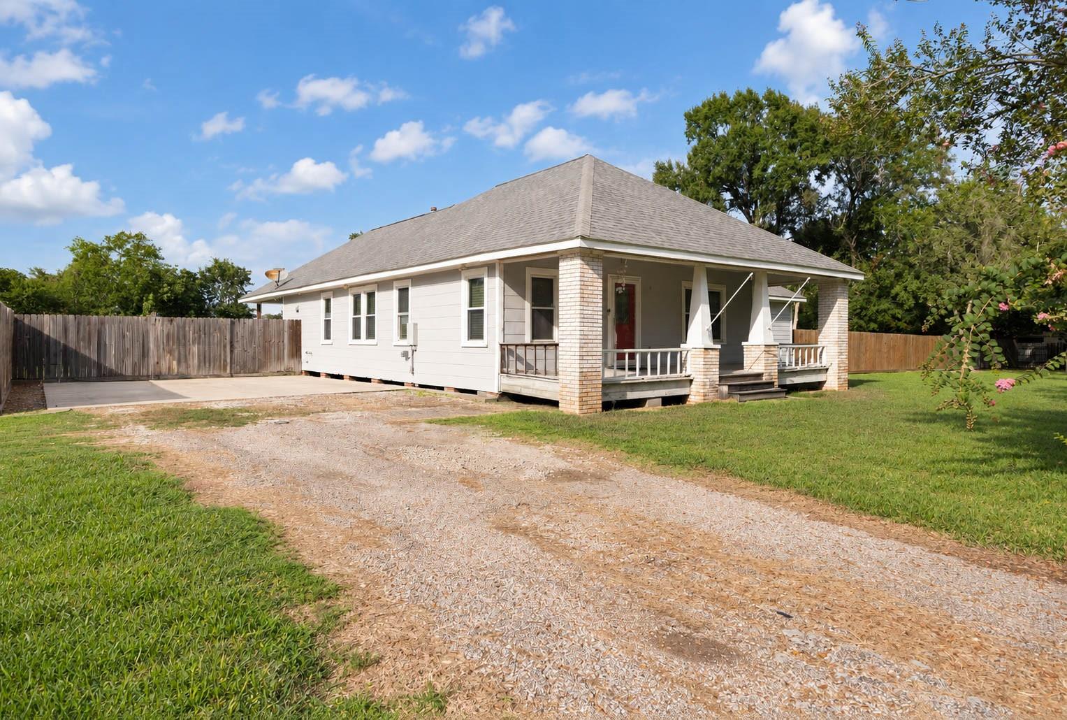 112 Wood Avenue