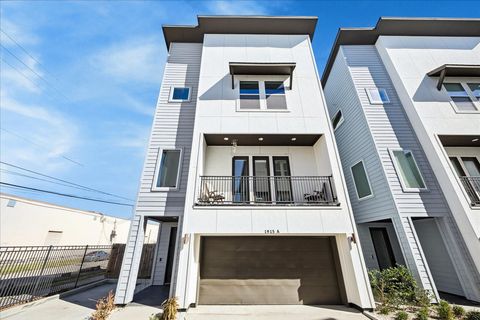 Photo of 1915 Kolfahl Street #A, Houston, TX 77023 (MLS # 65589046)