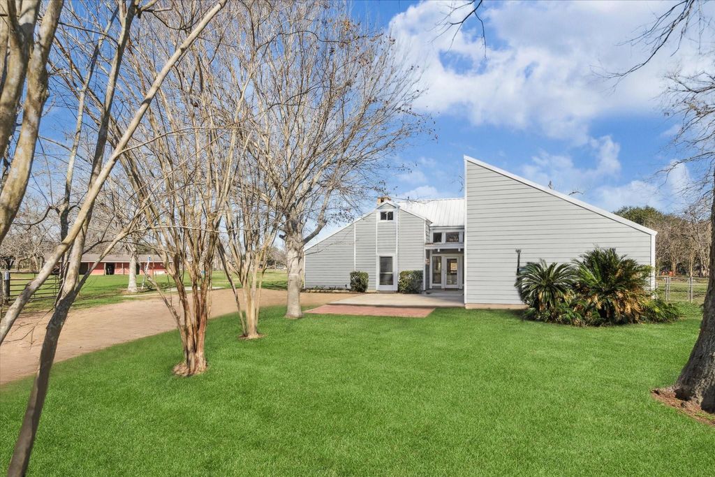 Photo of 1203 Half Moon Drive, Wharton, TX 77488 (MLS # 22508650)