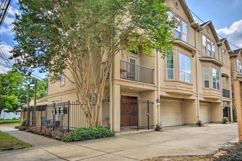Photo of 207 Knox Street, Houston, TX 77007 (MLS # 76544061)